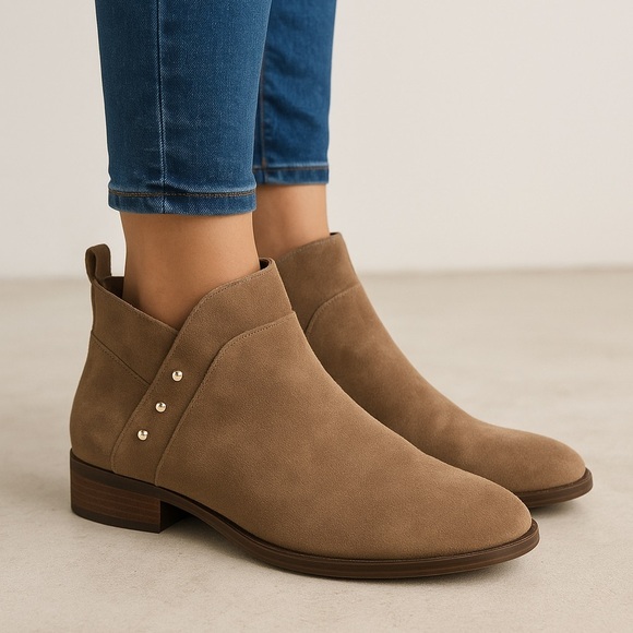 Franco Sarto Kelton Bootie - Tan Suede ๐ - Picture 1 of 9